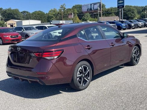 Used 2025 Nissan Sentra SV FWD image 3