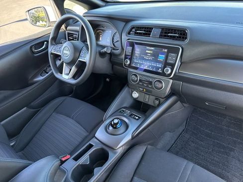 Certified 2025 Nissan Leaf S image 25
