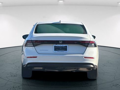 Used 2025 Honda Accord LX image 6