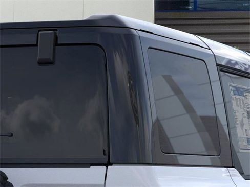 New 2025 Ford Bronco Outer Banks w/ Sasquatch Package image 25