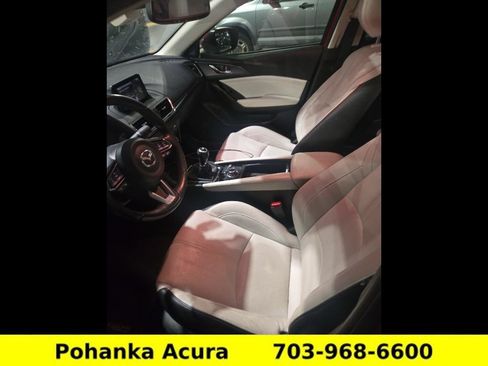 Used 2018 MAZDA MAZDA3 Grand Touring w/ Premium Equipment Package image 2