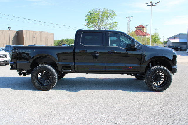 New 2026 Ford F250 Platinum AWD/4WD image 3