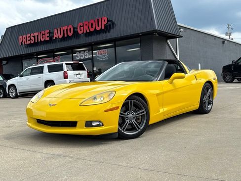 Used 2008 Chevrolet Corvette Coupe w/ Preferred Equipment Group RWD image 19