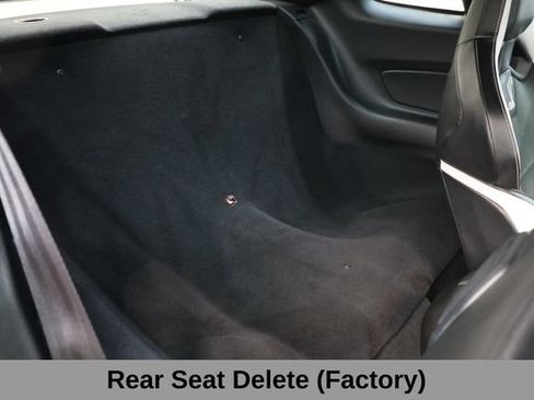Used 2022 Ford Mustang Shelby GT500 w/ Carbon Fiber Track Pack RWD image 21