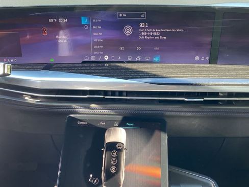 Certified 2025 Cadillac Escalade IQ Sport 1 AWD/4WD image 24