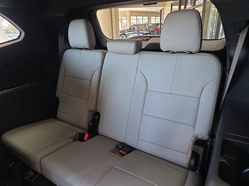 New 2026 GMC Acadia Elevation w/ Super Cruise Package FWD image 7