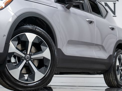 New 2026 Volvo XC40 B5 Plus w/ Protection Package Premier image 27
