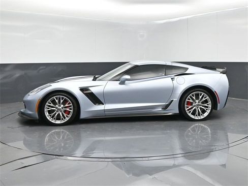 Used 2017 Chevrolet Corvette Z06 image 5