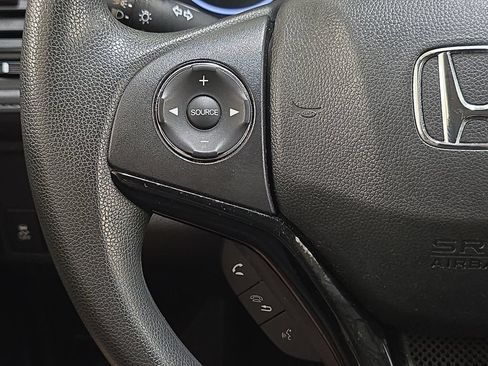 Used 2022 Honda HR-V LX image 20