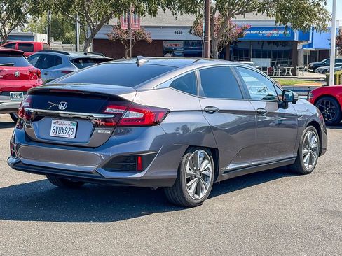 Used 2021 Honda Clarity Plug-In Hybrid image 4