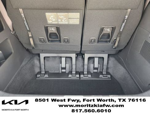 New 2026 Kia Carnival FWD image 21