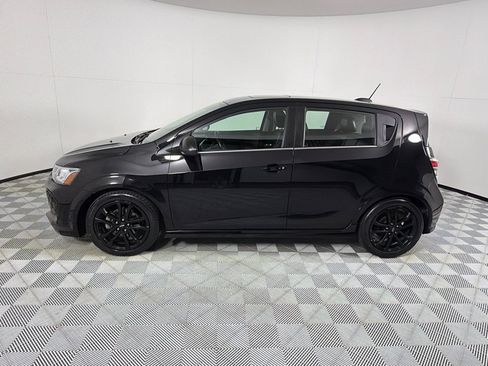 Used 2019 Chevrolet Sonic Premier w/ Driver Confidence Package FWD image 8