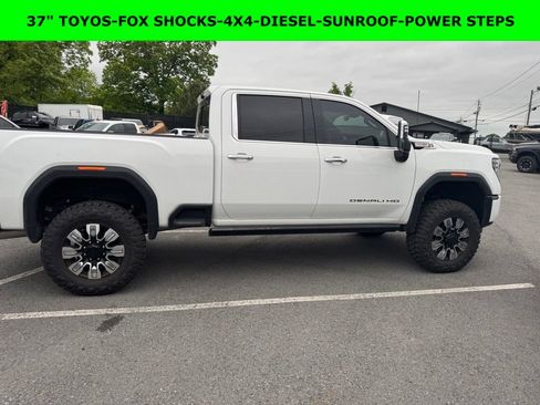 Used 2025 GMC Sierra 2500 Denali w/ Denali Reserve Package AWD/4WD image 1