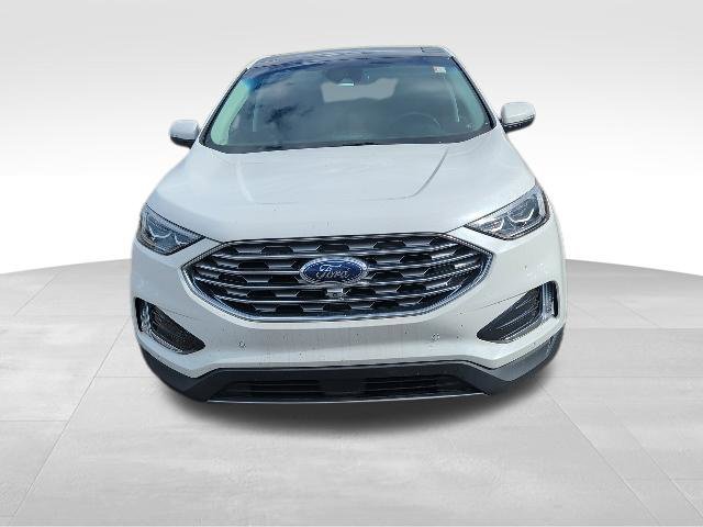 Used 2024 Ford Edge Titanium w/ Equipment Group 301A AWD/4WD image 8