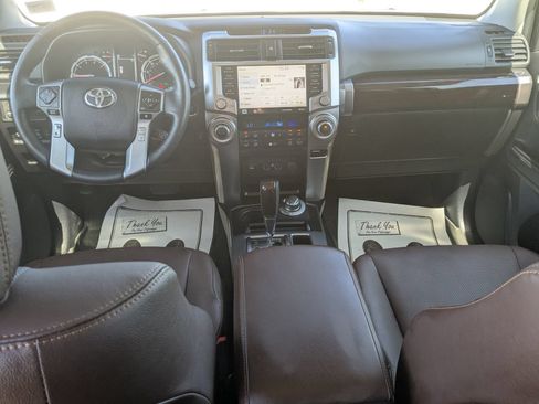 Used 2024 Toyota 4Runner Limited AWD/4WD image 33