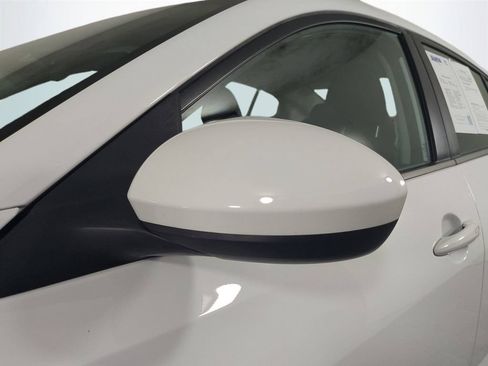 Used 2025 Nissan Sentra SV FWD image 12