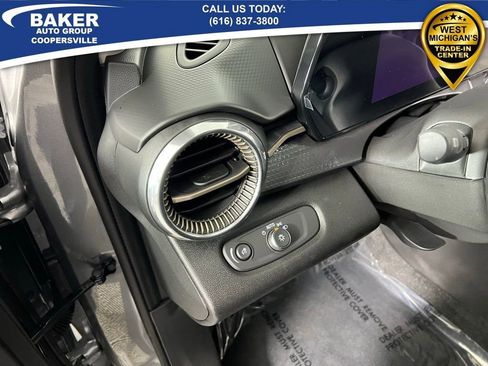 New 2026 Chevrolet Trax ACTIV w/ Sunroof Package image 16