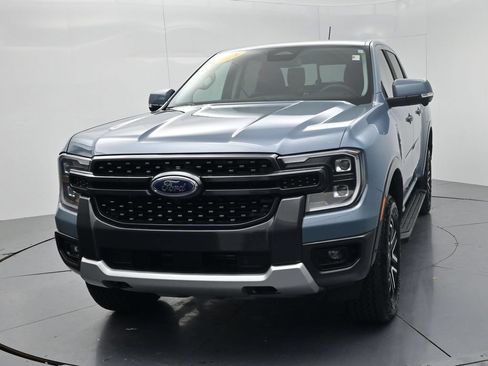 Used 2024 Ford Ranger Lariat w/ FX4 Off-Road Package AWD/4WD image 3