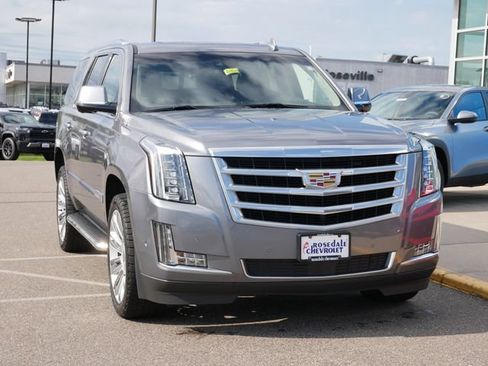 Used 2019 Cadillac Escalade Premium Luxury AWD/4WD image 24