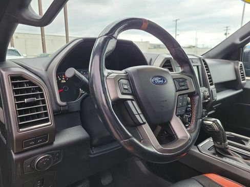 Used 2018 Ford F150 Raptor w/ Equipment Group 802A Luxury image 20