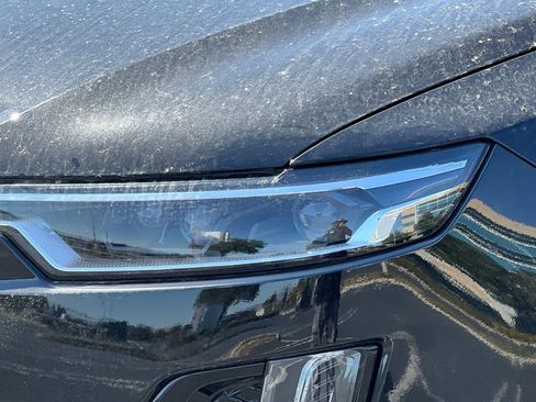 Certified 2024 Cadillac XT6 Sport w/ Platinum Package image 53