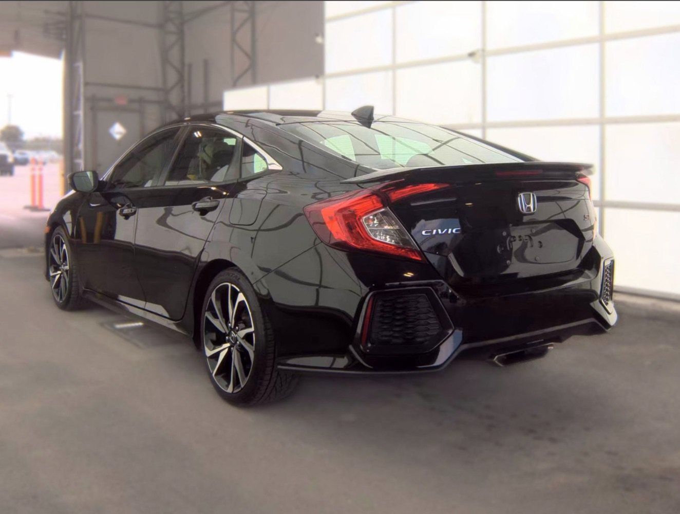Used 2018 Honda Civic Si image 6