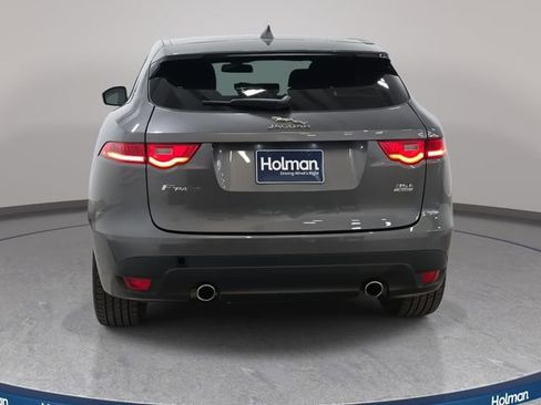 Used 2017 Jaguar F-PACE R-Sport image 6