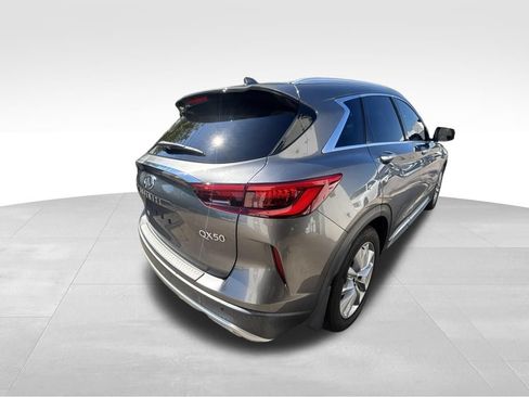 Used 2021 INFINITI QX50 Essential w/ Convenience Package FWD image 7