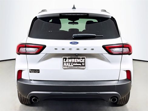 Used 2025 Ford Escape ST-Line image 5