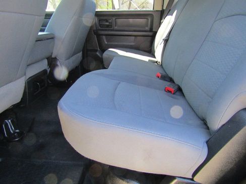 Used 2015 RAM 1500 ST w/ SXT Appearance Group image 13