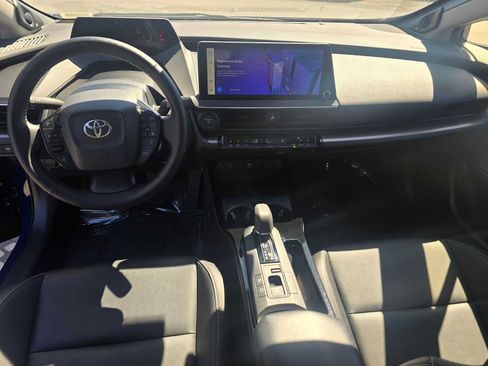 Used 2024 Toyota Prius Limited w/ Limited Premium Package FWD image 20