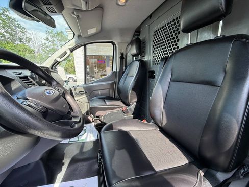 Used 2020 Ford Transit 150 Low Roof RWD image 14