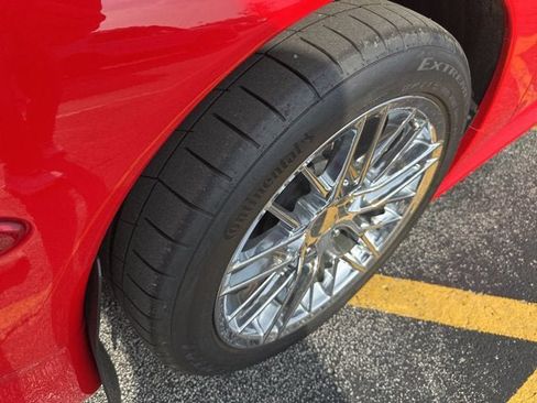 Used 1997 Chevrolet Corvette Coupe w/ Memory Pkg image 8