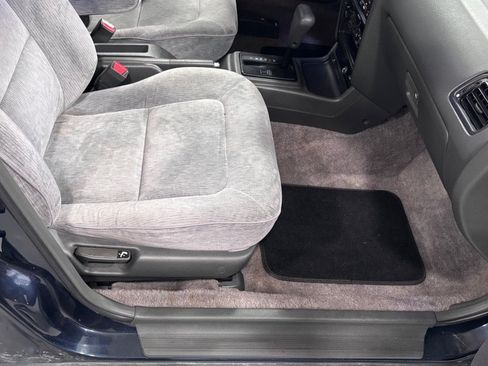 Used 1992 Honda Accord LX image 19