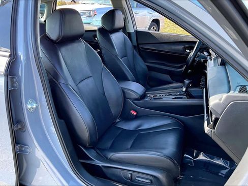 Used 2023 Honda Accord Touring image 9