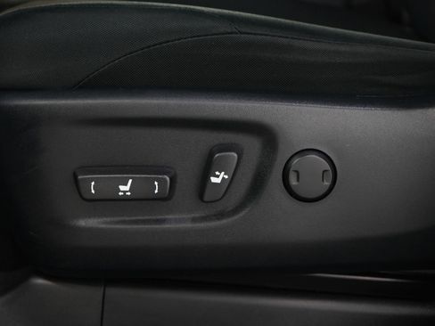 Used 2024 Toyota 4Runner TRD Off-Road AWD/4WD image 28