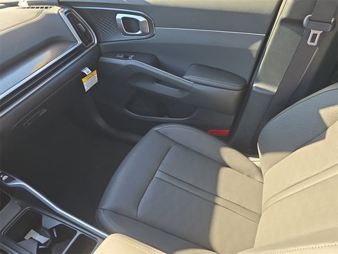 New 2026 Kia Sorento S image 15