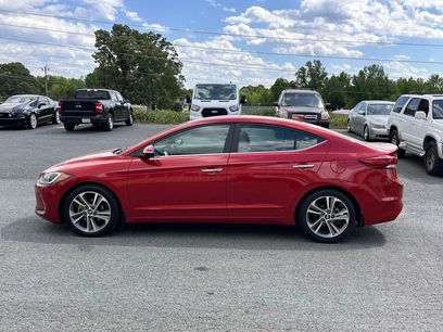 Used 2017 Hyundai Elantra Limited w/ Limited Tech Package 04