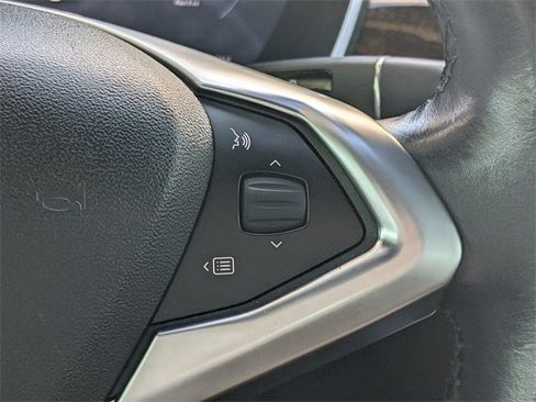 Used 2016 Tesla Model S 70 image 18