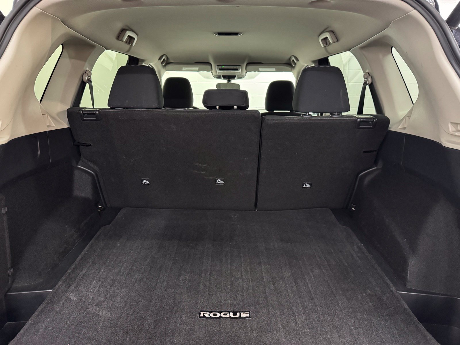 Certified 2026 Nissan Rogue SV AWD/4WD image 37