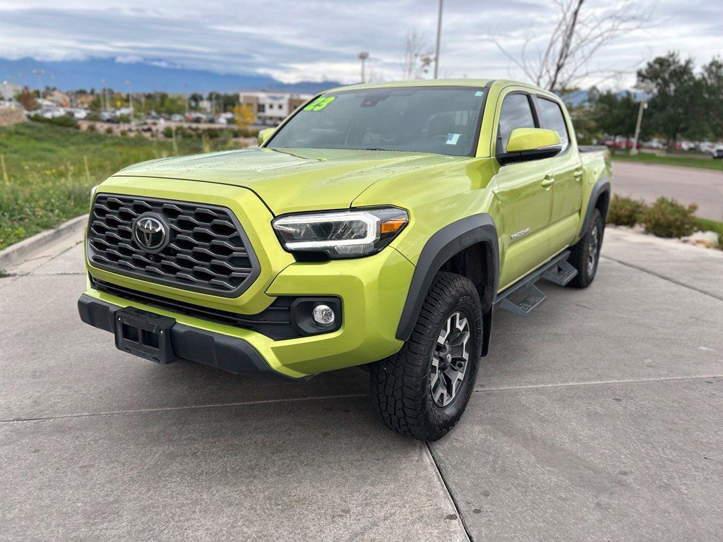 Used 2023 Toyota Tacoma TRD Off-Road w/ TRD Premium Off Road Package AWD/4WD image 3