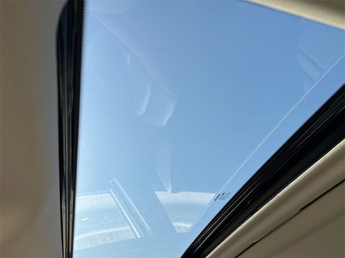 New 2025 Nissan Altima 2.5 SR w/ SR Premium Package image 35