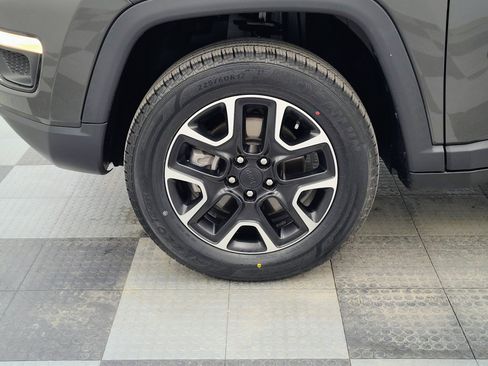 Used 2020 Jeep Compass Sport image 15