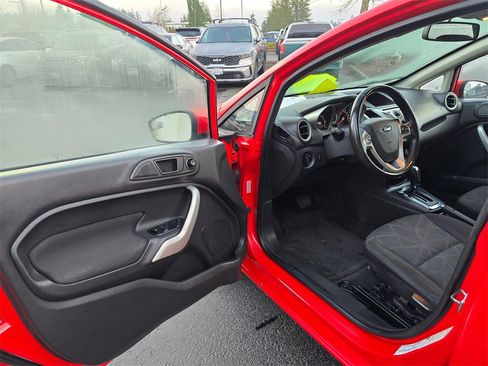 Used 2012 Ford Fiesta SEL image 7