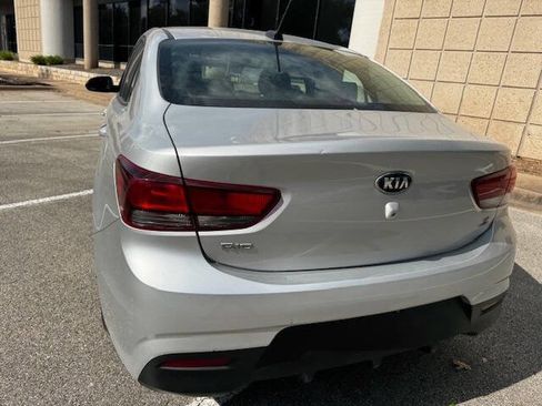 Used 2018 Kia Rio S FWD image 13