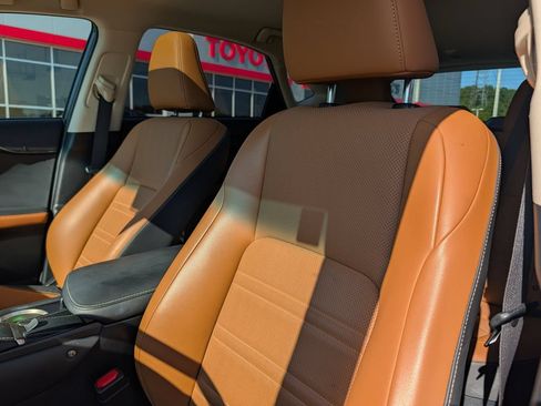 Used 2018 Lexus NX 300 FWD w/ Comfort Package image 10