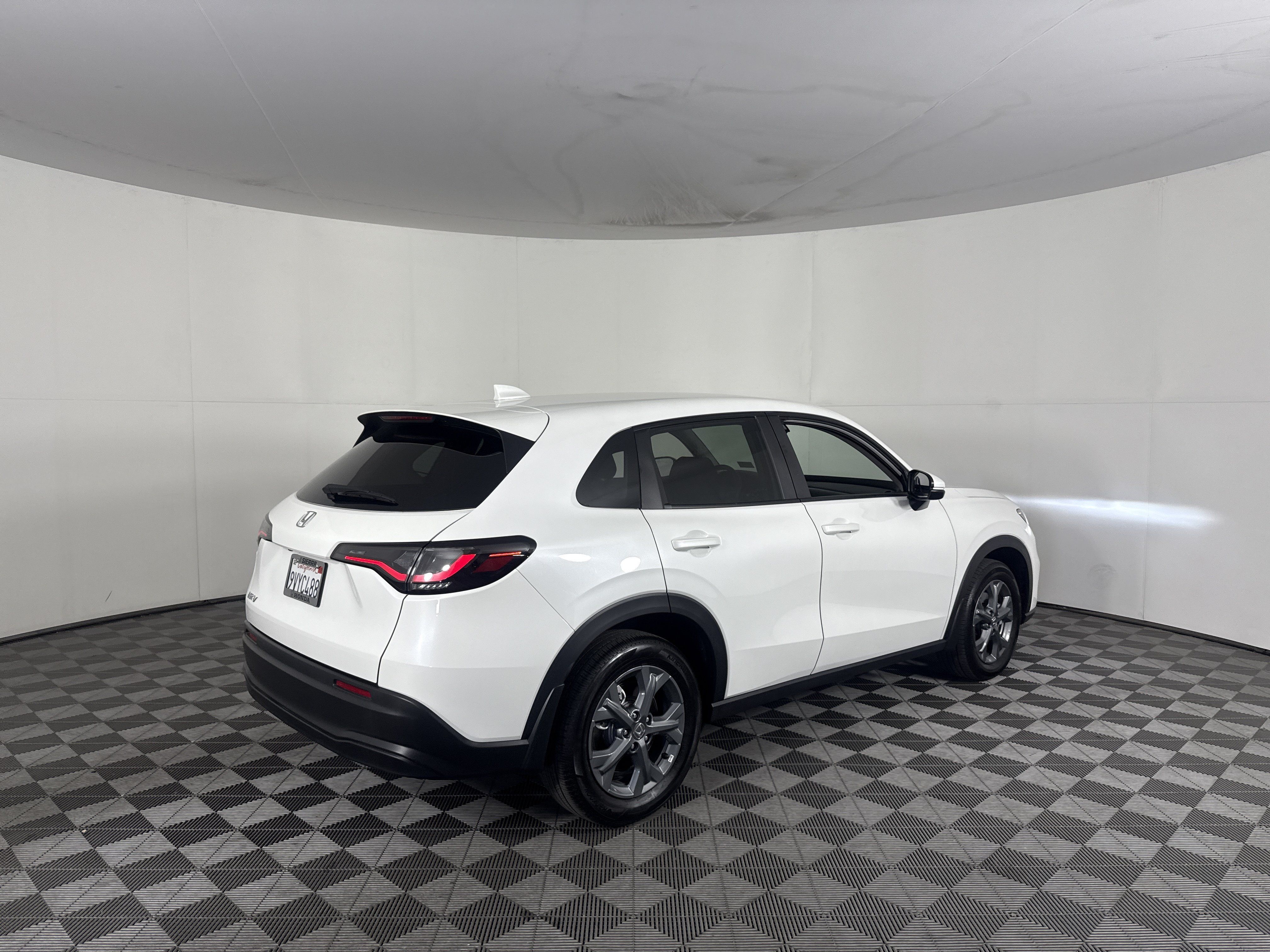Certified 2026 Honda HR-V LX image 5