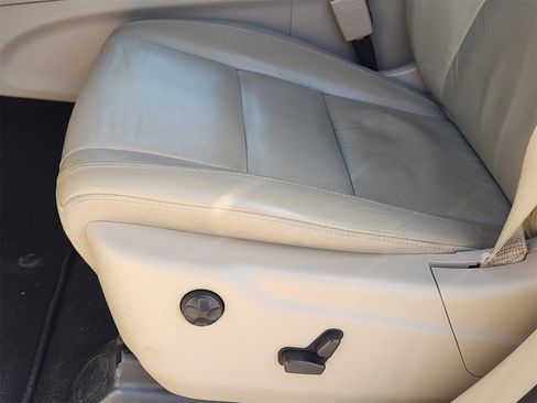 Used 2021 Jeep Grand Cherokee Limited w/ Premium Lighting Group image 24