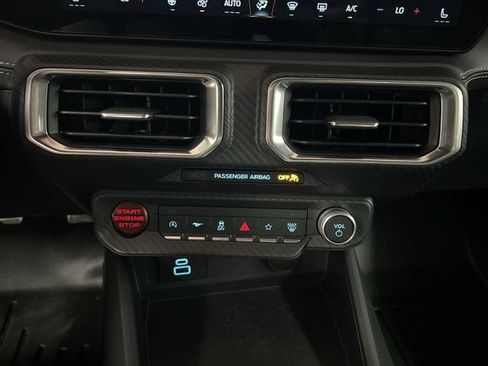 Used 2025 Ford Mustang GT Premium RWD image 18
