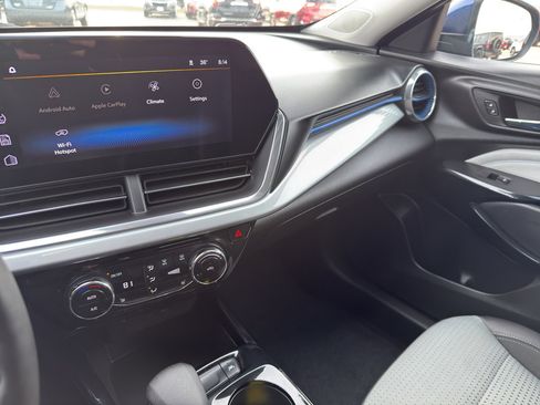 Used 2024 Chevrolet Trax LT w/ Driver Confidence Package image 21